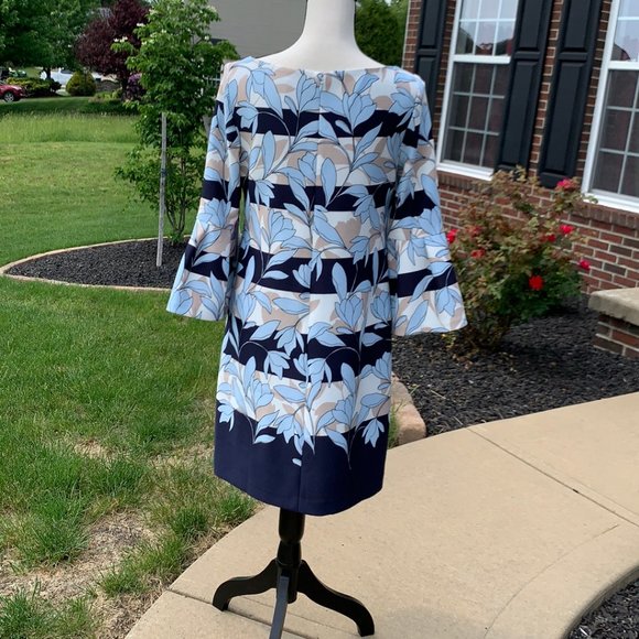 Vince Camuto Crepe Knit Bell Sleeve Dress - Picture 10 of 15